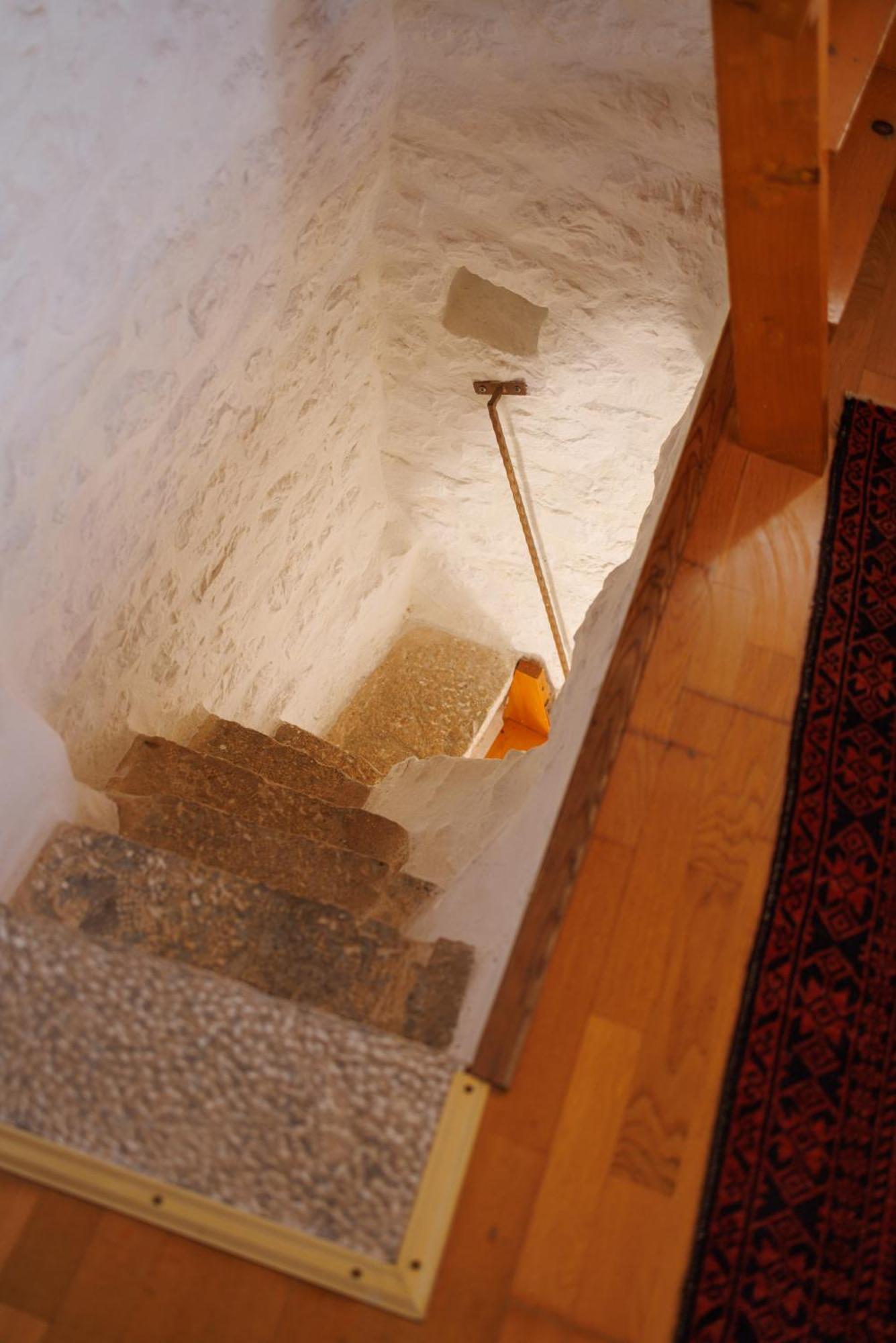 Lithos Traditional Tower Apartment