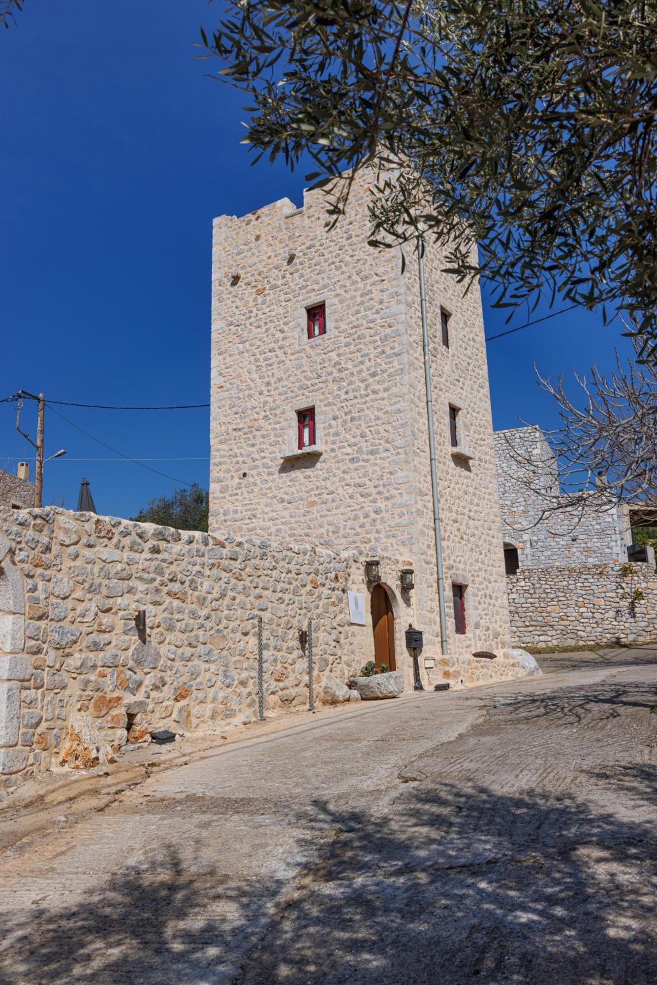 Lithos Traditional Tower Apartment Areopoli